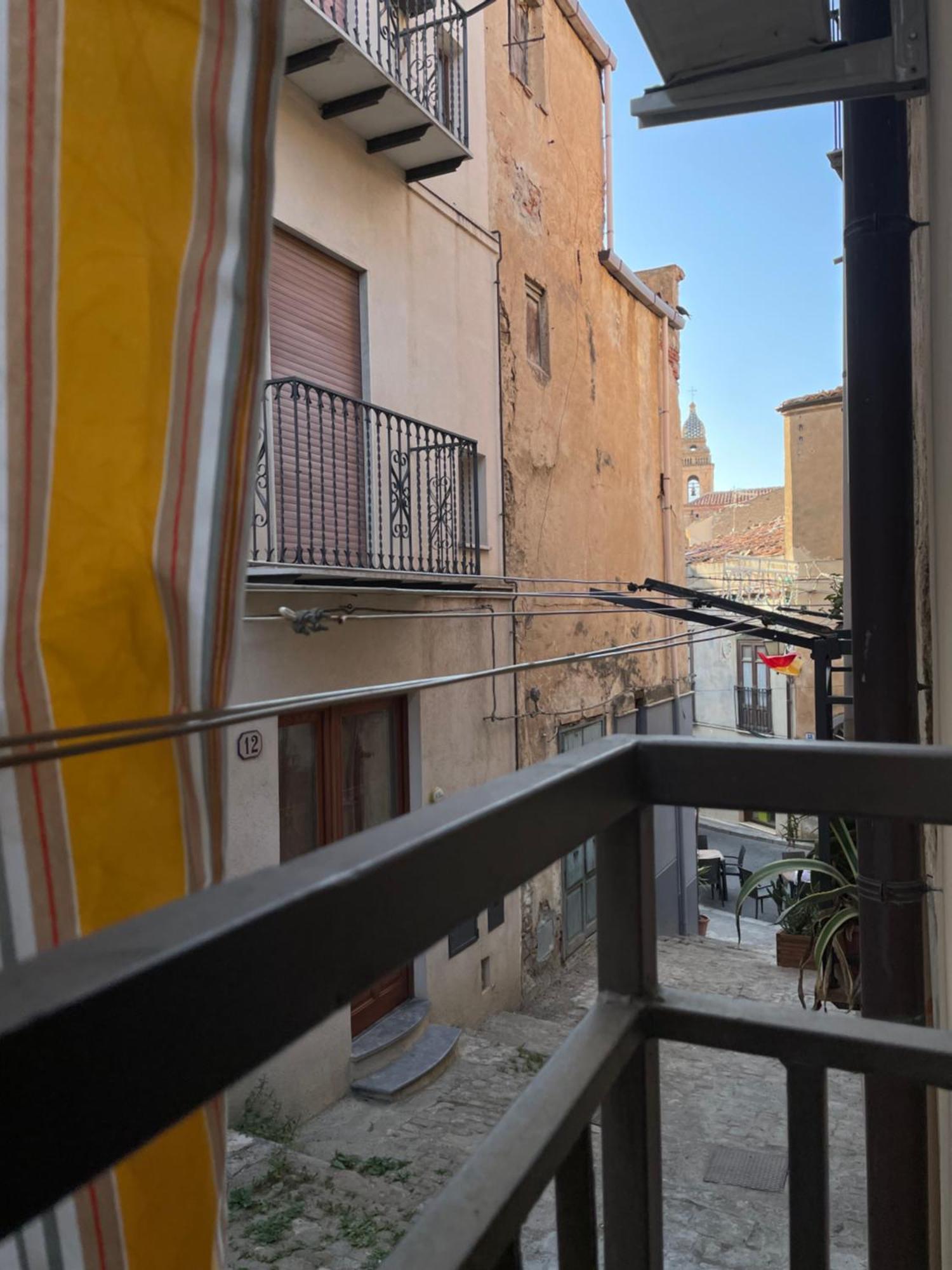 Apartamento La Casa Nel Cortile Castelbuono  Exterior foto